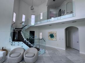 7064 NW 113th Pl, Doral FL 33178