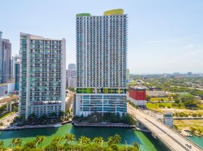 185 SW 7th St 3605, Miami FL 33130