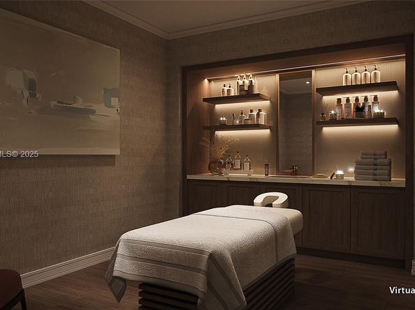 1011 US Highway One C405, Juno Beach FL 33408