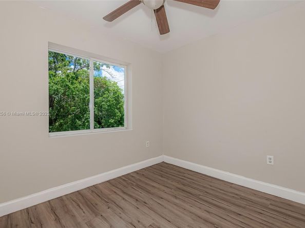 811 NW 3rd Ave, Fort Lauderdale FL 33311