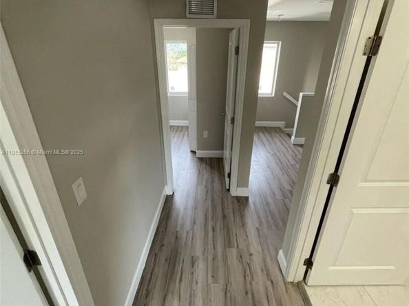 811 NW 3rd Ave, Fort Lauderdale FL 33311