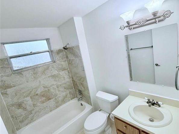 22279 Woodborn Dr, Boca Raton FL 33428