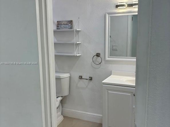 548 SW 16th Ter, Homestead FL 33030