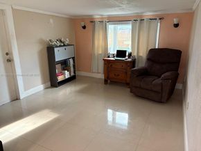 548 SW 16th Ter, Homestead FL 33030