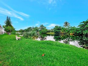 121 NE 204th St 9, Miami Gardens FL 33179