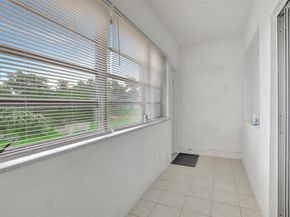 121 NE 204th St 9, Miami Gardens FL 33179