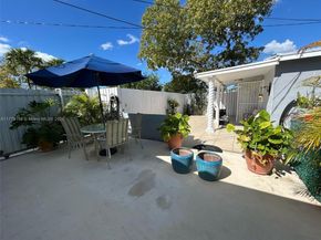 1941 NW 113th Ter, Miami FL 33167
