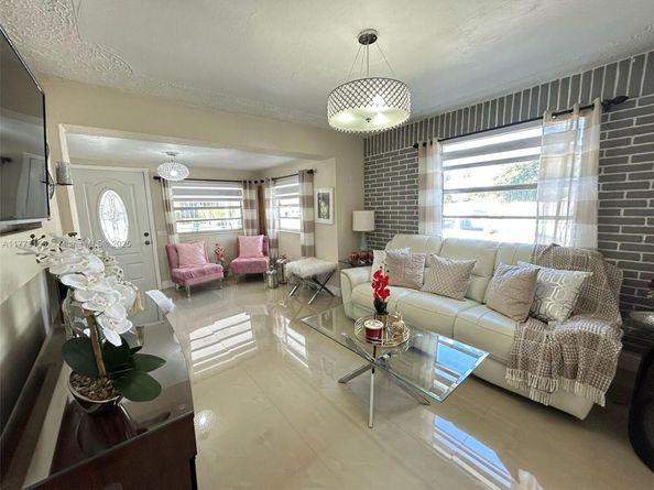1941 NW 113th Ter, Miami FL 33167