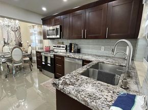 1941 NW 113th Ter, Miami FL 33167