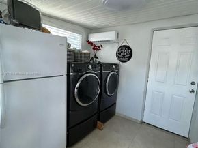1941 NW 113th Ter, Miami FL 33167