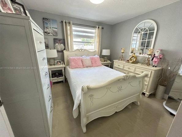 1941 NW 113th Ter, Miami FL 33167