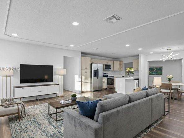 256 NW 78th Ter, Margate FL 33063