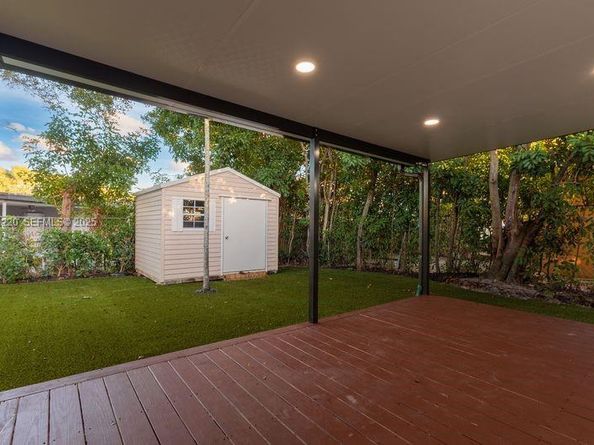 256 NW 78th Ter, Margate FL 33063