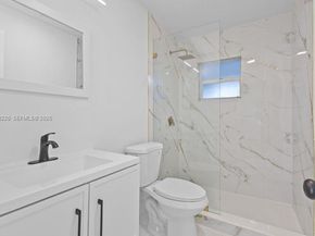 256 NW 78th Ter, Margate FL 33063