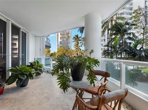 21050 Point Pl 502, Aventura FL 33180