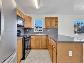 15231 SW 302nd St, Homestead FL 33033