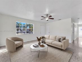 15231 SW 302nd St, Homestead FL 33033