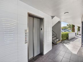 7817 Golf Cir Dr 305, Margate FL 33063