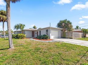 1510 W Terrace Dr, Lake Worth FL 33460
