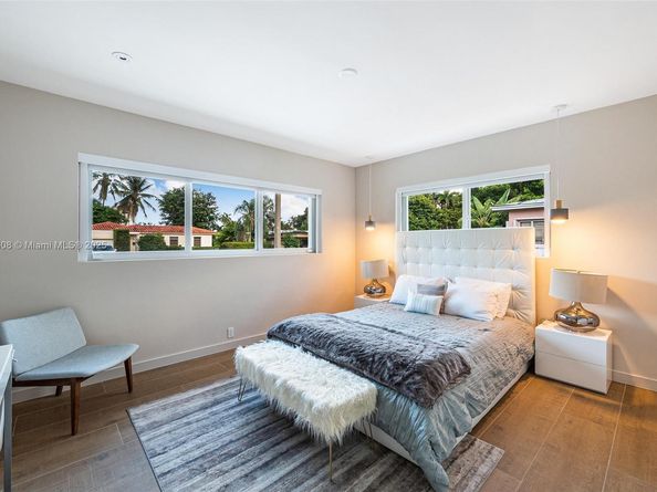 10658 NE 11th Ave, Miami Shores FL 33138