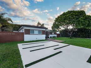 10658 NE 11th Ave, Miami Shores FL 33138