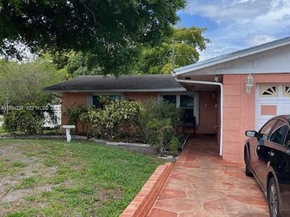2201 NW 81st Ave, Sunrise FL 33322