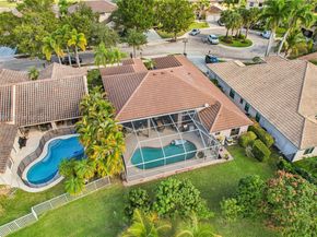700 Verona Ct, Weston FL 33326