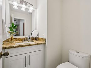 700 Verona Ct, Weston FL 33326