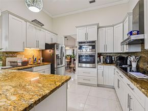 700 Verona Ct, Weston FL 33326