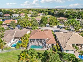 700 Verona Ct, Weston FL 33326