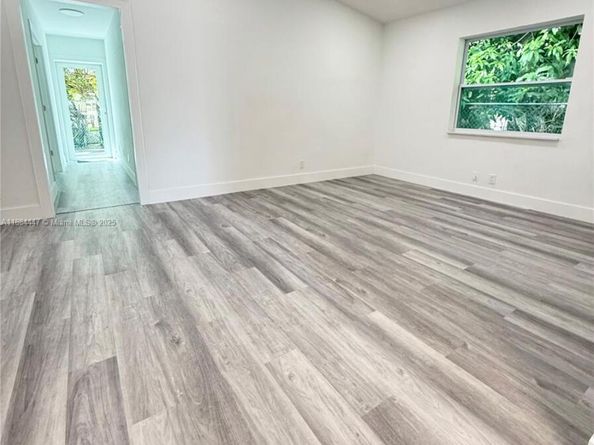 2850 NW 12th Ct, Fort Lauderdale FL 33311