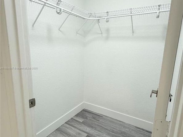 2850 NW 12th Ct, Fort Lauderdale FL 33311