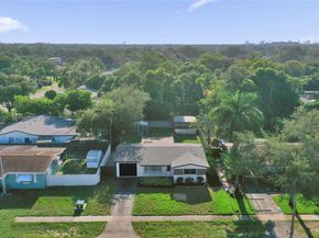 2015 N 58th Ave, Hollywood FL 33021