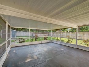 2015 N 58th Ave, Hollywood FL 33021