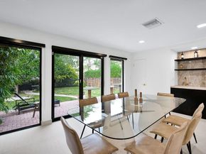 919 N Northlake Dr, Hollywood FL 33019