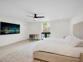 919 N Northlake Dr, Hollywood FL 33019