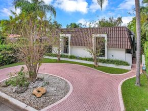 919 N Northlake Dr, Hollywood FL 33019