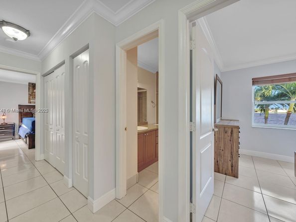 815 NW 126th Ct, Miami FL 33182