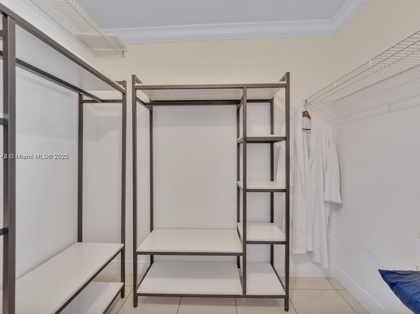 815 NW 126th Ct, Miami FL 33182