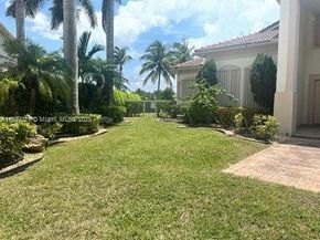 934 Gulfstream Ct, Weston FL 33327