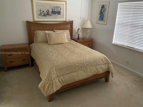 934 Gulfstream Ct, Weston FL 33327