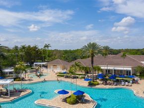 934 Gulfstream Ct, Weston FL 33327