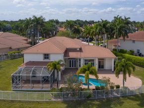 934 Gulfstream Ct, Weston FL 33327