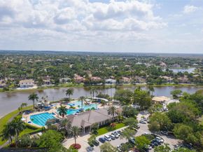 934 Gulfstream Ct, Weston FL 33327