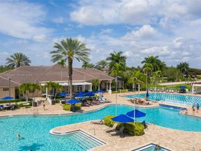 934 Gulfstream Ct, Weston FL 33327