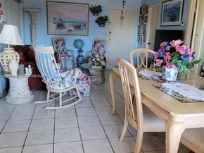 4801 NW 7th St 81016, Miami FL 33126