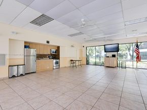 1470 Sheridan St 22C, Hollywood FL 33020