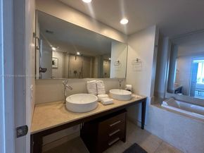 485 Brickell Ave 4408, Miami FL 33131