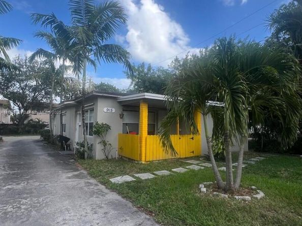 915 N 19th Ave, Hollywood FL 33020