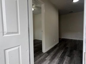 915 N 19th Ave, Hollywood FL 33020